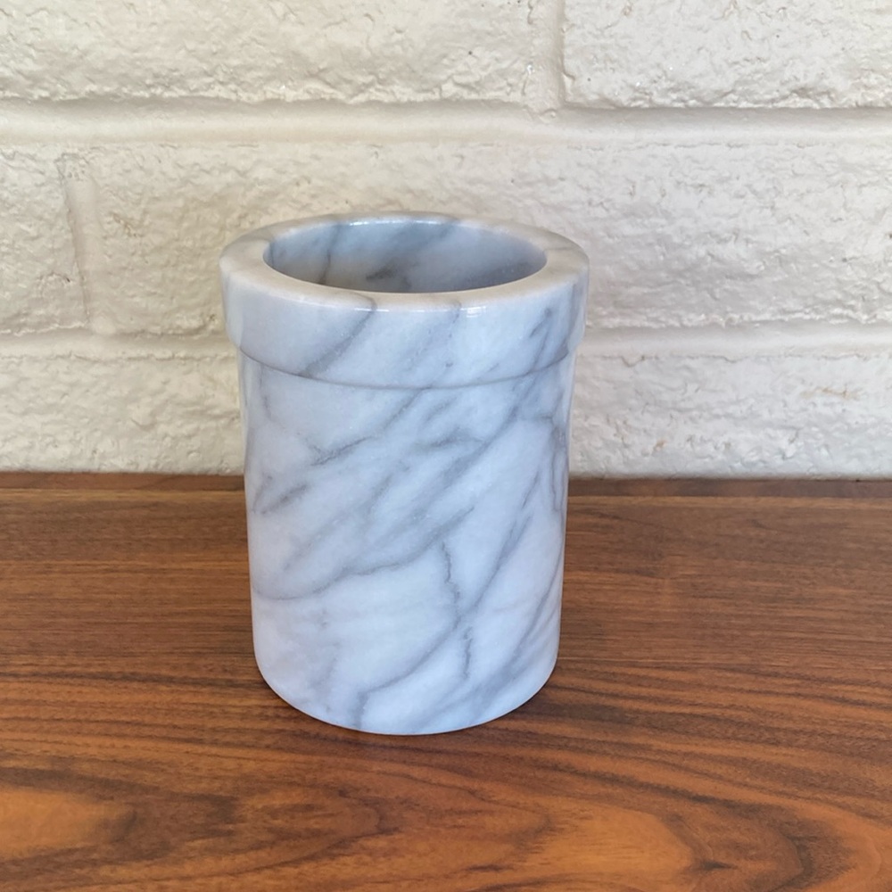 Gray and White Marble Utensil Holder